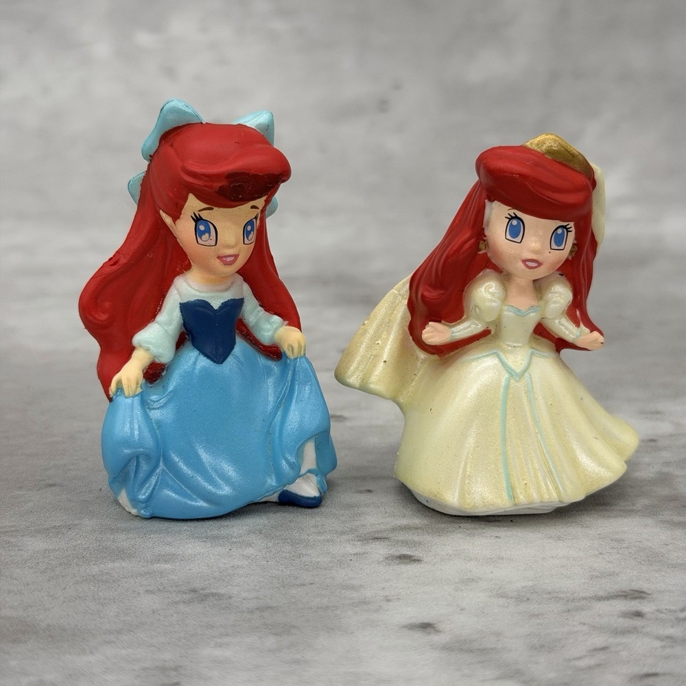 Zizzlingers Disney Princess Series 1: #14 Kiss the Girl Ariel 2'' Wedding Dress